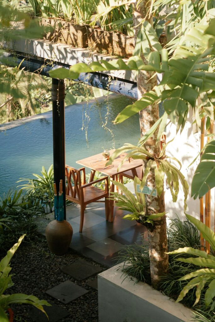 Selecting Eco-Friendly and Sustainable Furniture for Your Villa