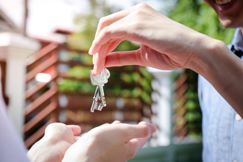 Villa insurance policies and types of coverage for property owners.