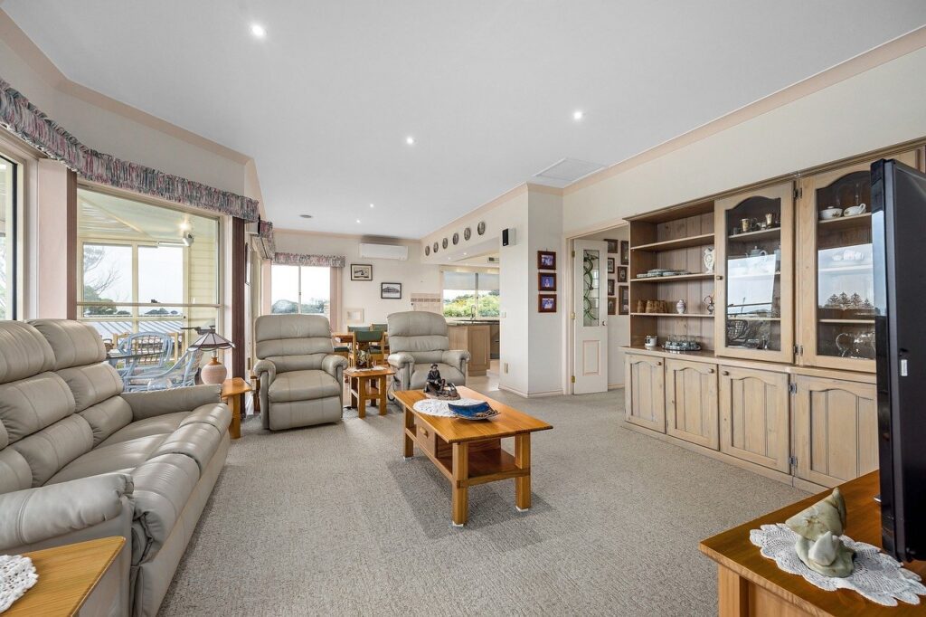 How to Attract Long-Term Tenants for Your Villa