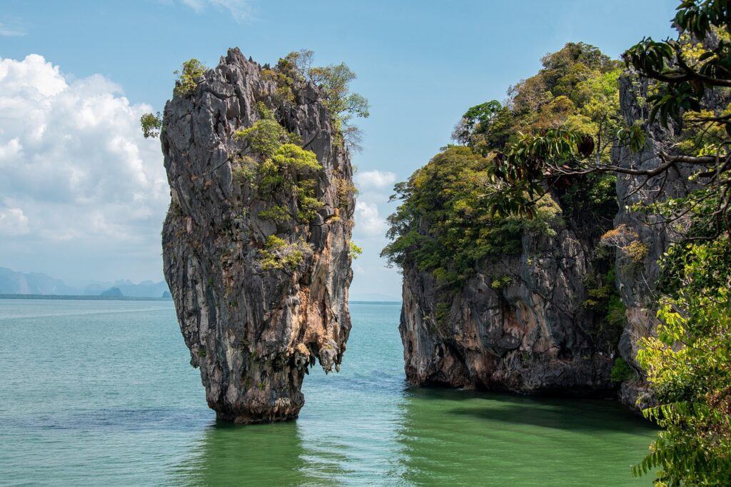 Living in Koh Samui as an Expat Practical Aspects