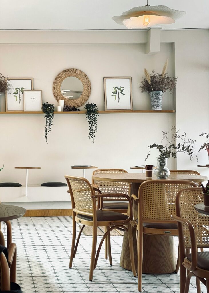 Minimalist Interior Decoration Simplicity and Elegance