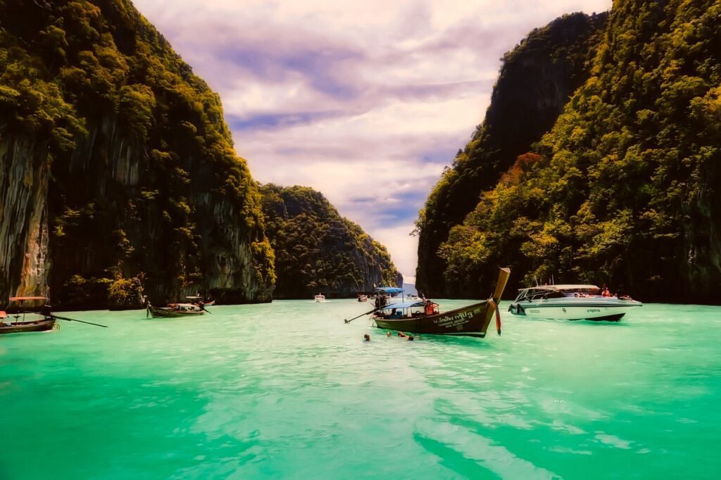 Outdoor Activities and Water Sports in Koh Samui