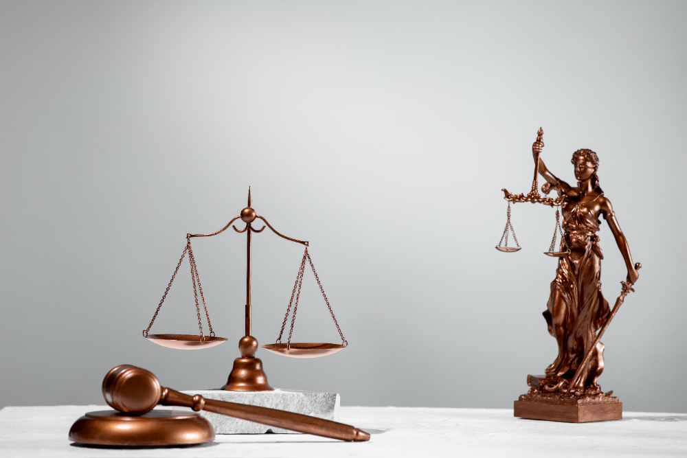 The Benefits of Hiring a Lawyer for Real Estate Transactions
